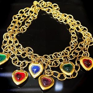 Sublime GIVENCHY Bijoux Gripoix Glass Vintage hearts necklace
